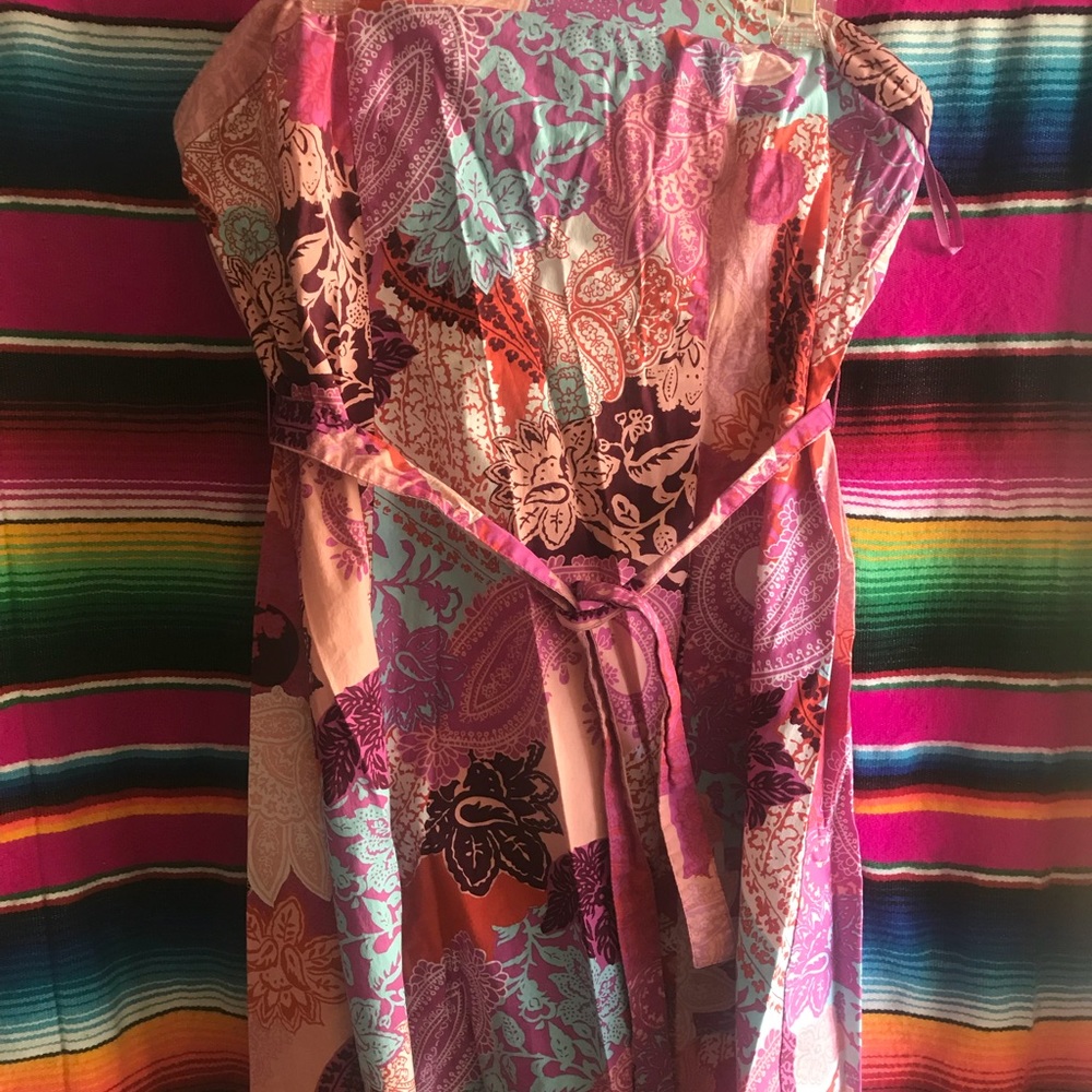 New York & Company Strapless Dress